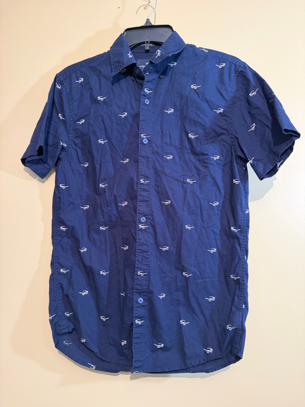 American Eagle Outfitters Navy Short-Sleeve Button-Down with White Micro Motif